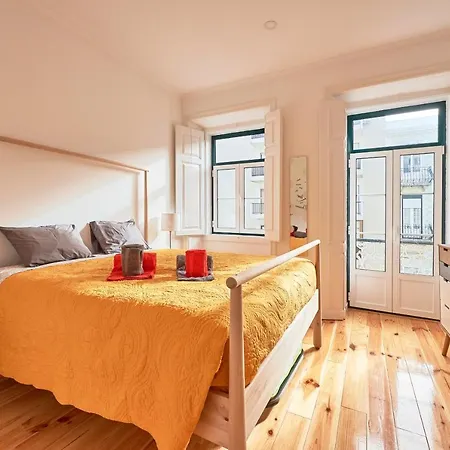 New!! Hearth Apartment