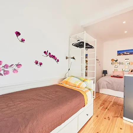 New!! Hearth * Lisbon